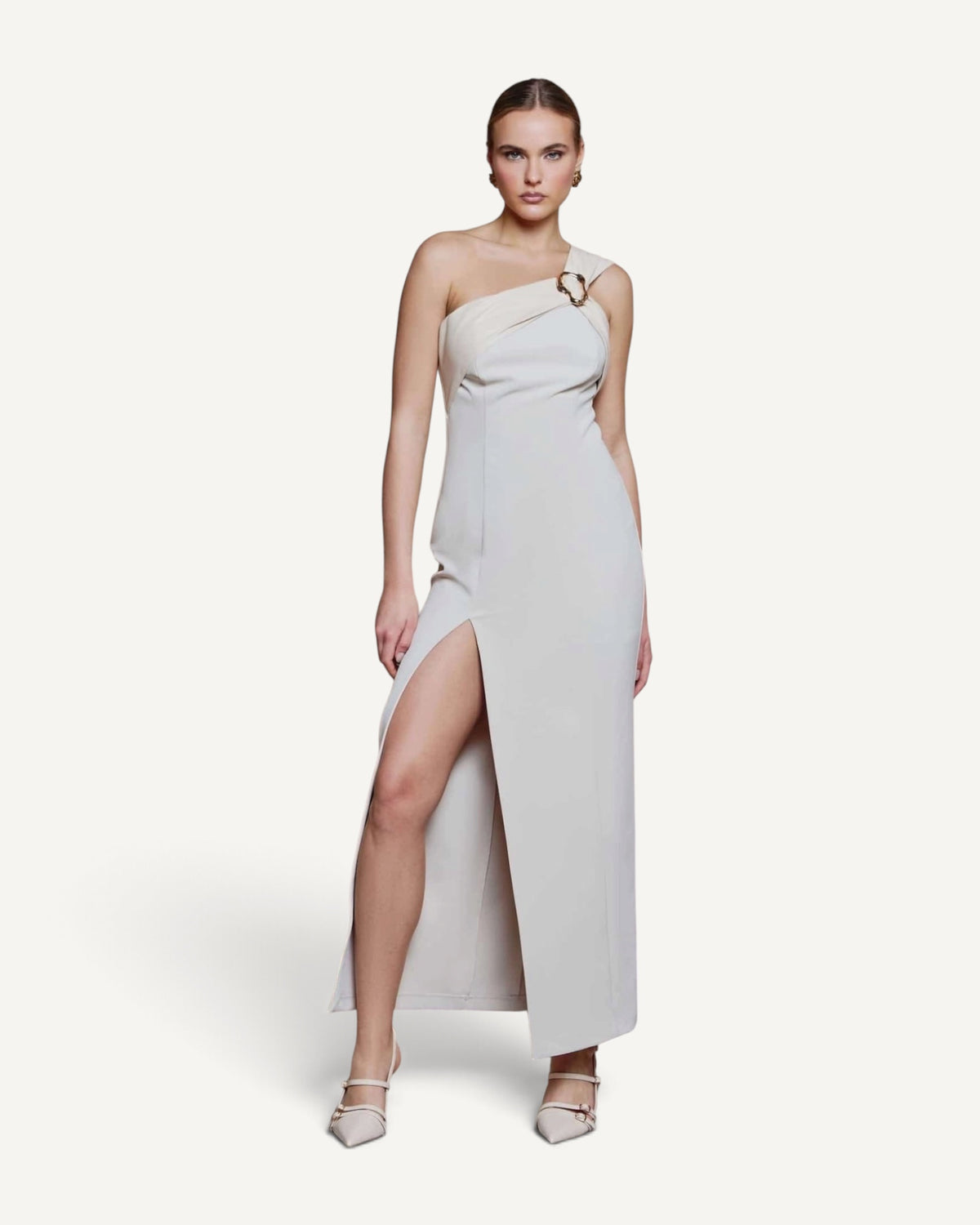 Hanita Couture - Abito Monospalla e Spilla