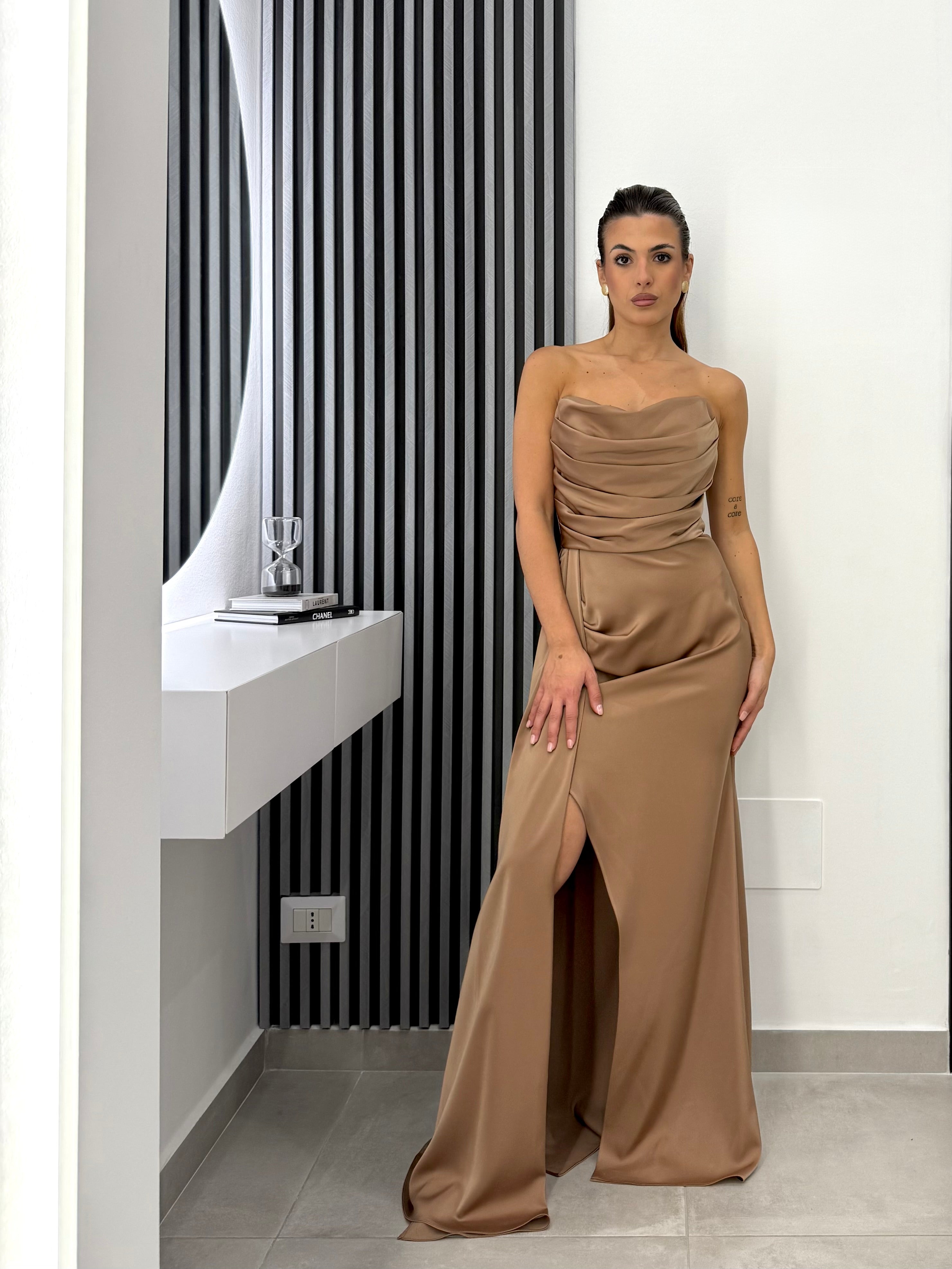Silence Limited - Abito Lungo scollo Cuore
