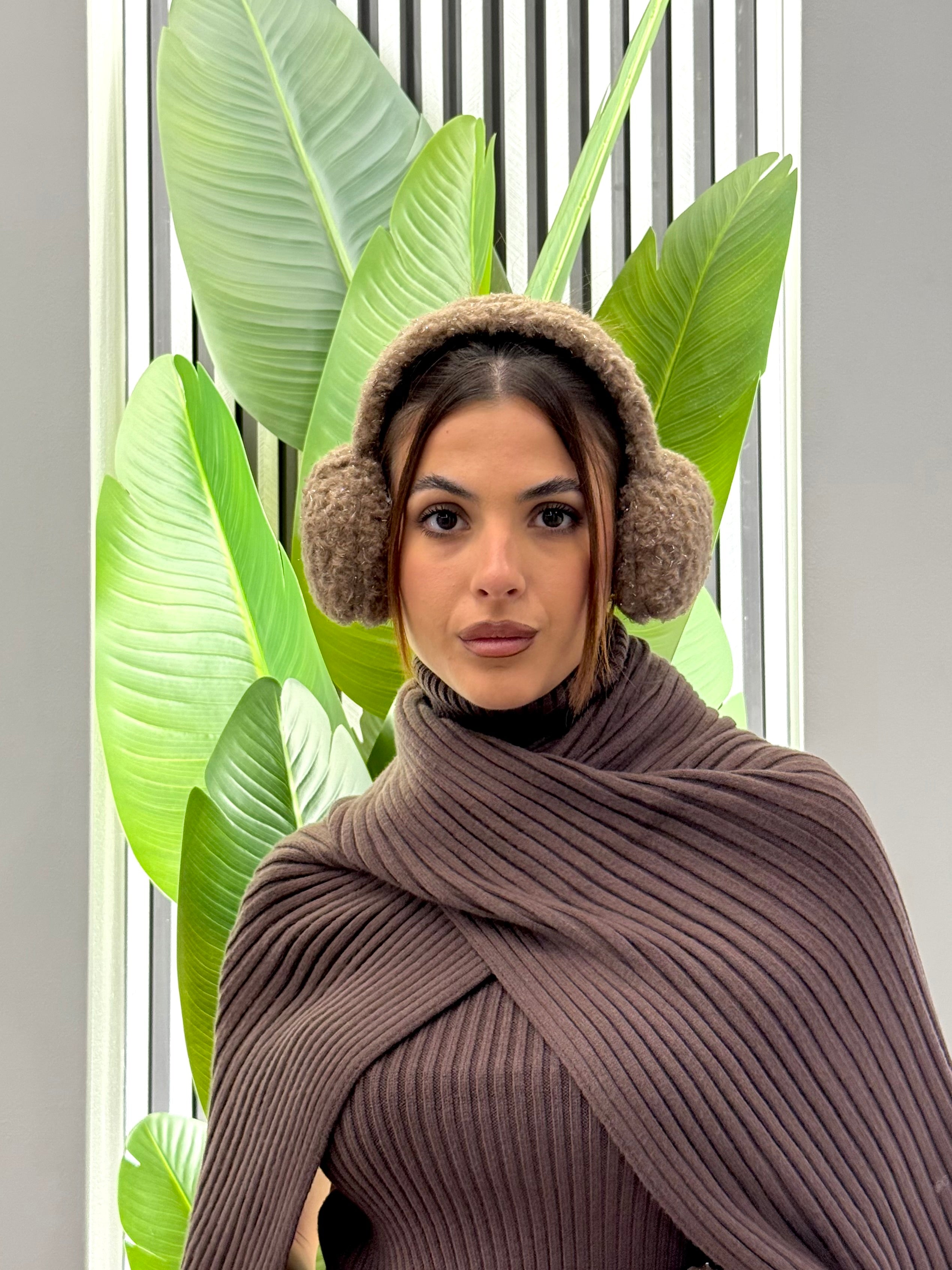 No Secrets - Paraorecchie Teddy