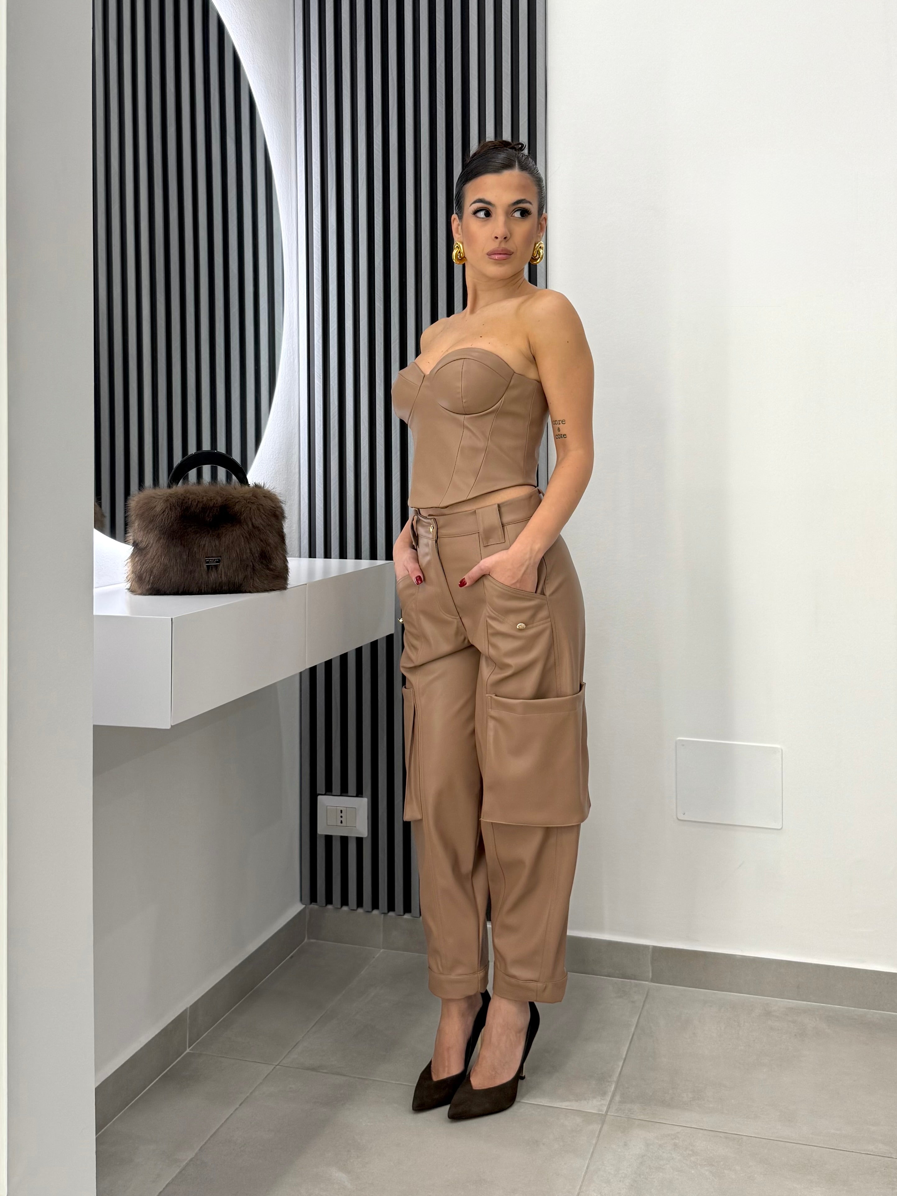 Alma Sanchez - Top Tabi