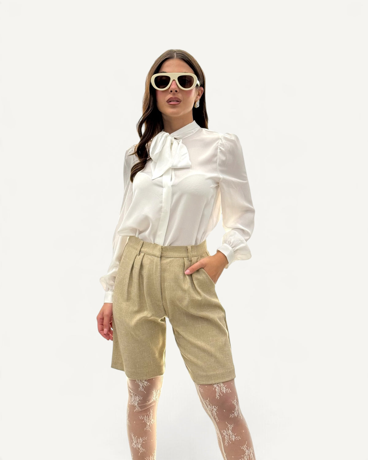 Koralline - Camicia con Fiocco al Collo Bianca