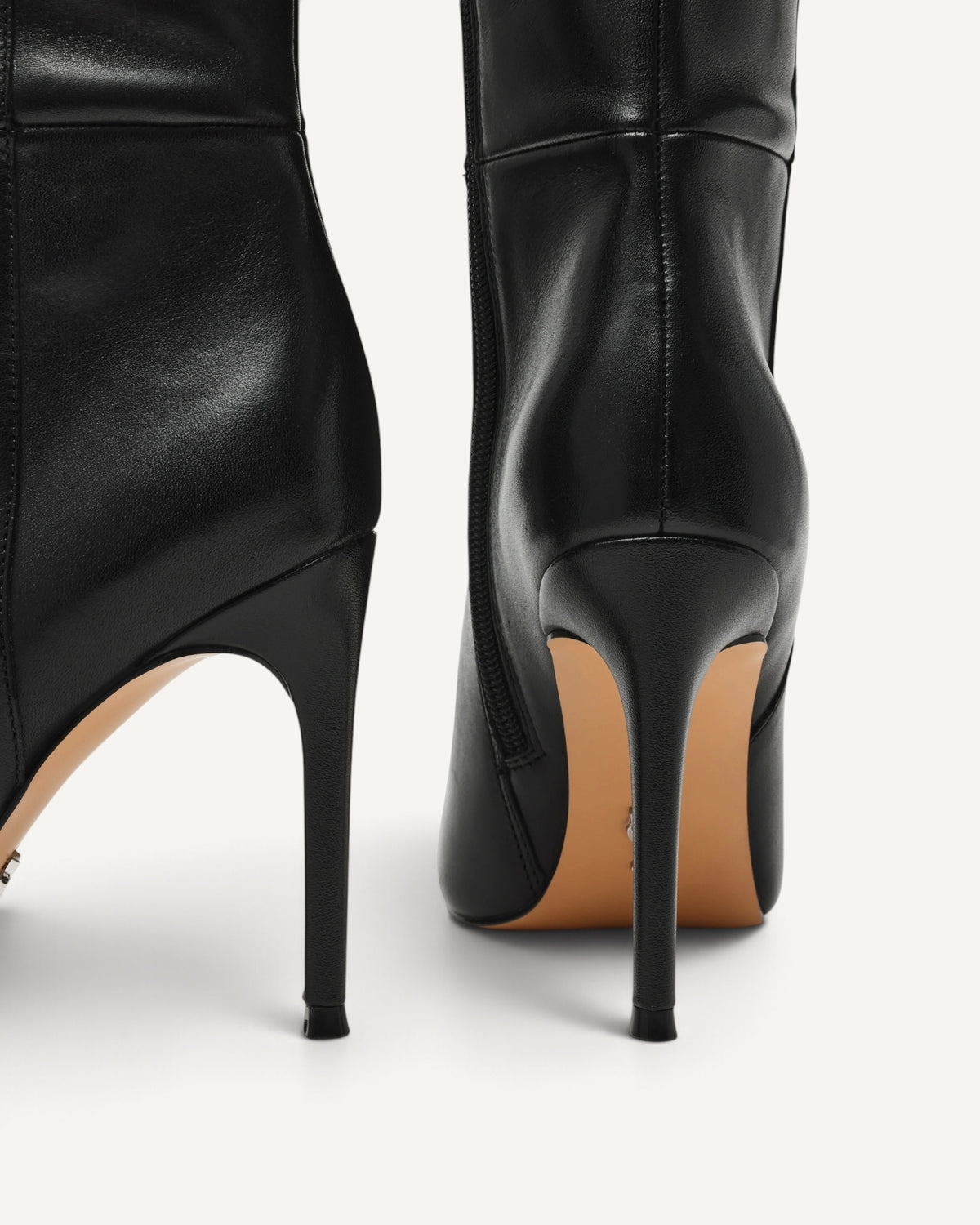 Steve Madden - Stivale Rattler Alto in Pelle Nero con Tacco