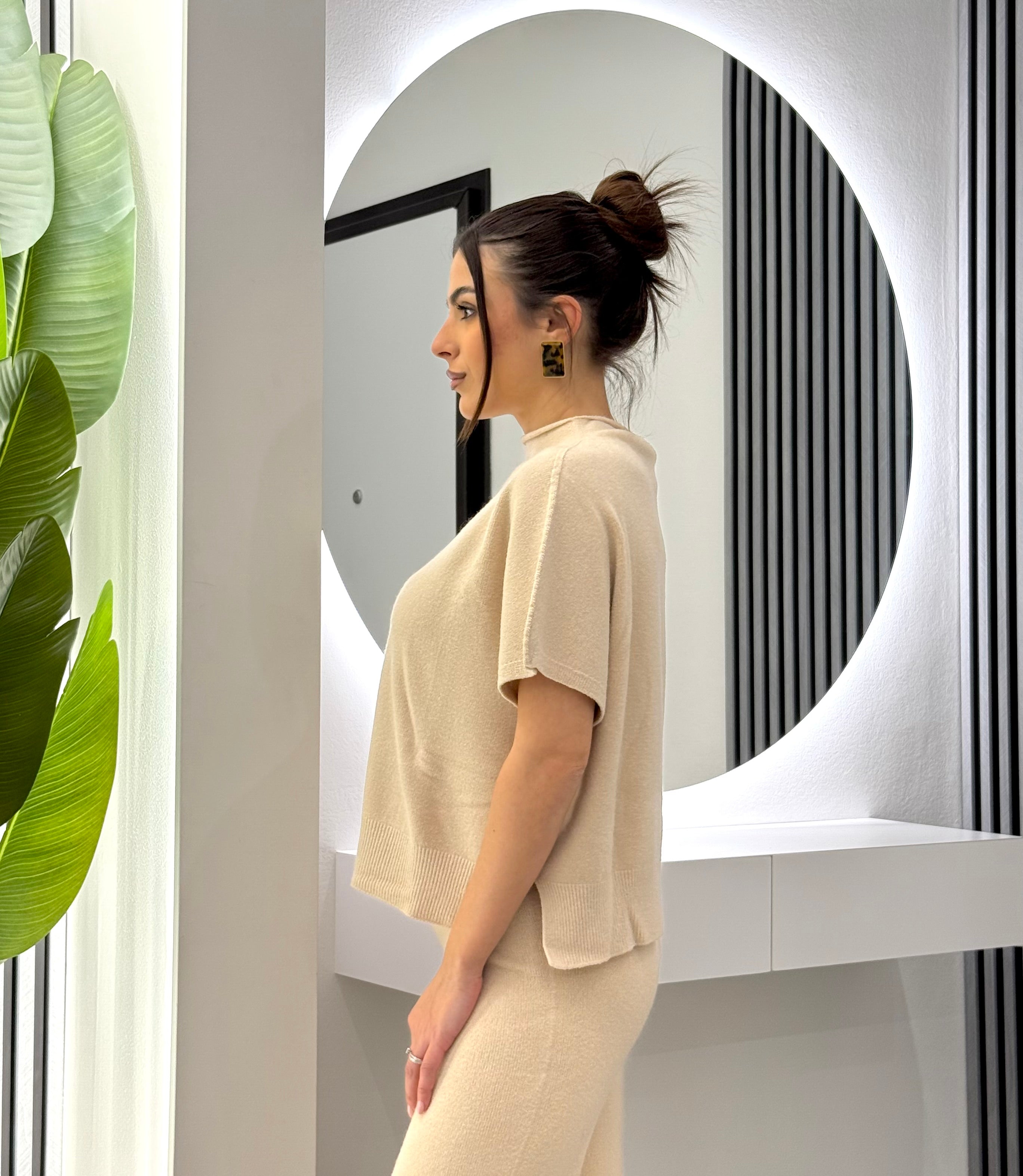 Kontatto - Smanicato Beige