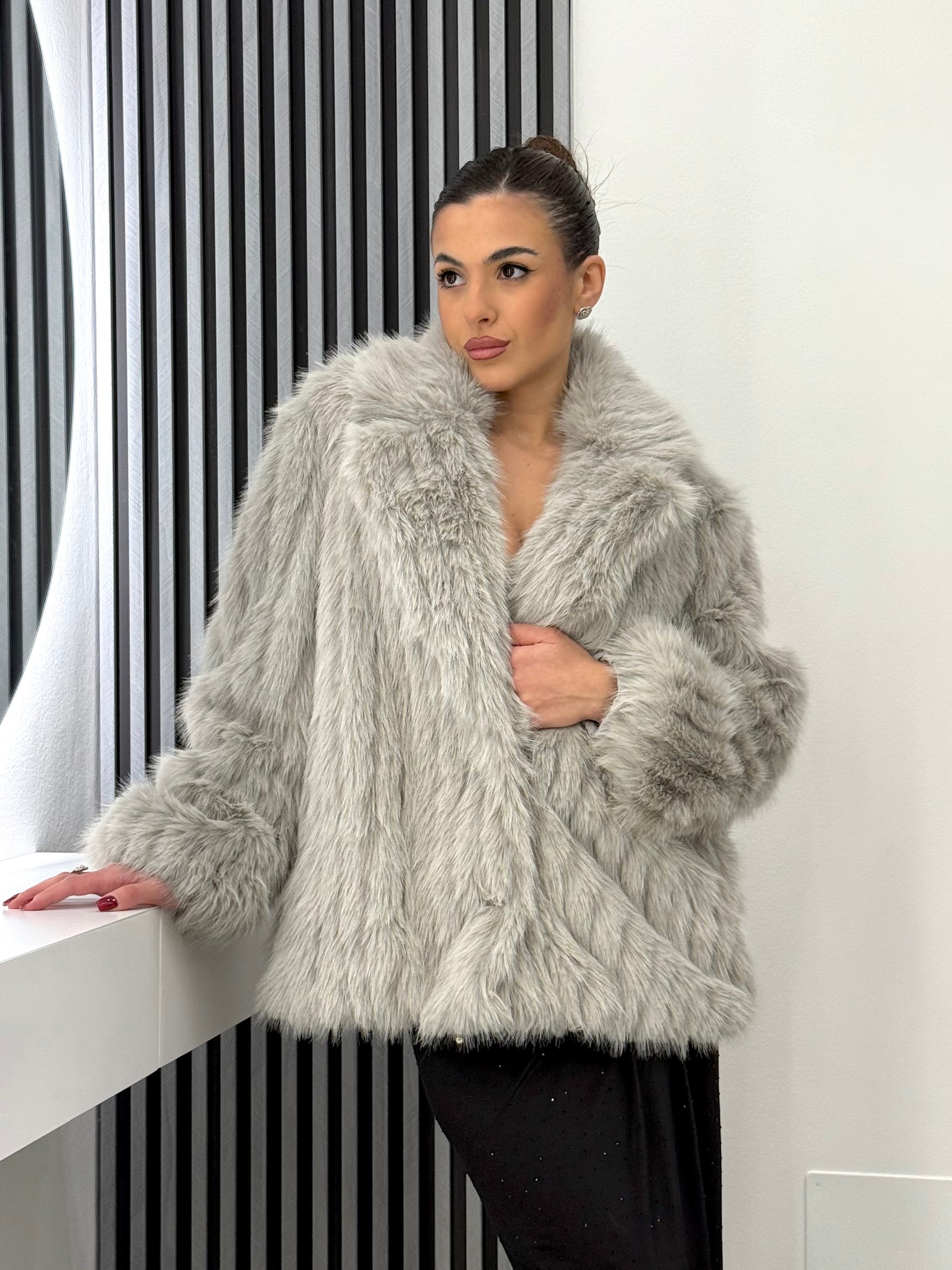 Alma Sanchez - Pelliccia Sailla