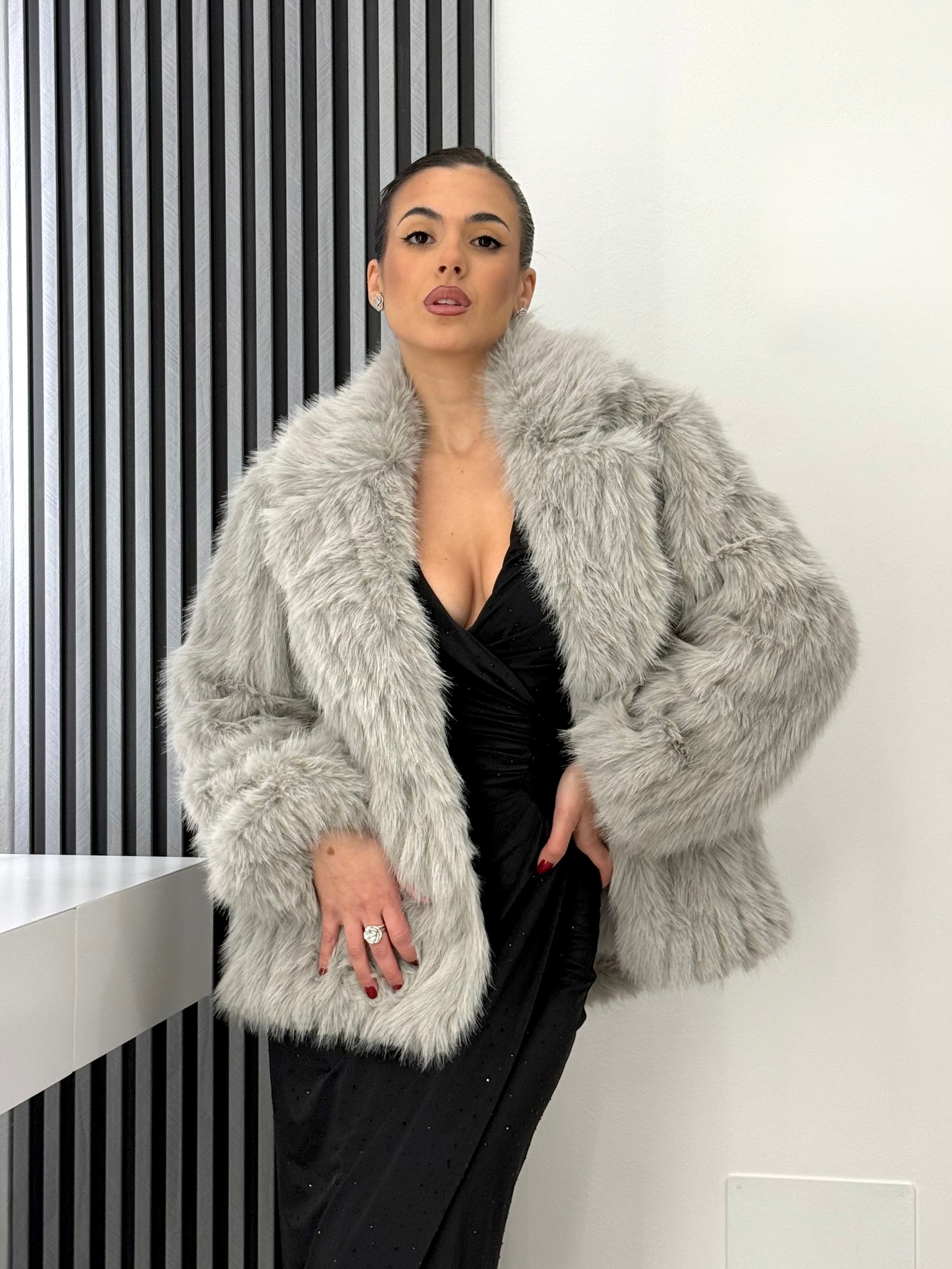 Alma Sanchez - Pelliccia Sailla