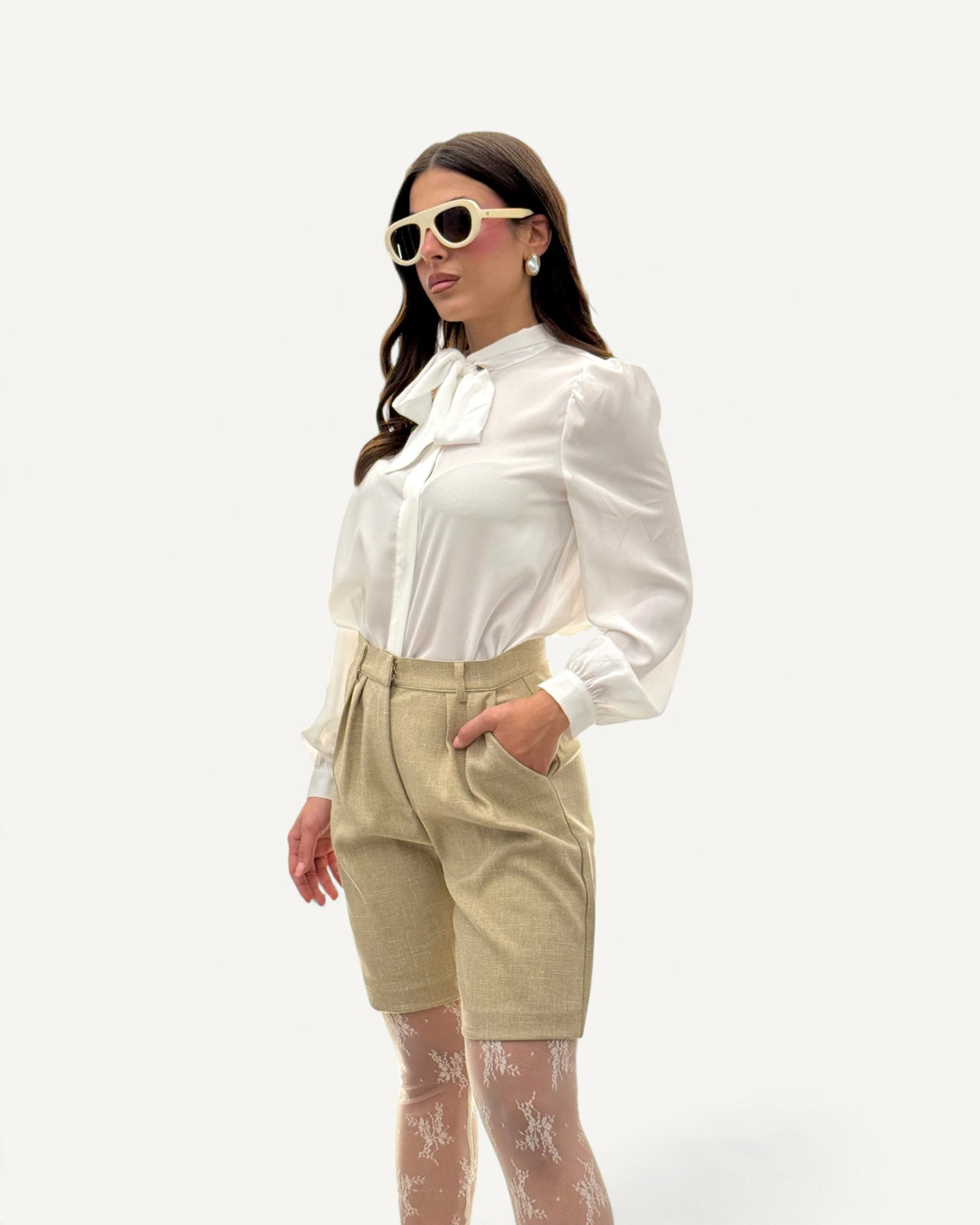 Koralline - Camicia con Fiocco al Collo Bianca