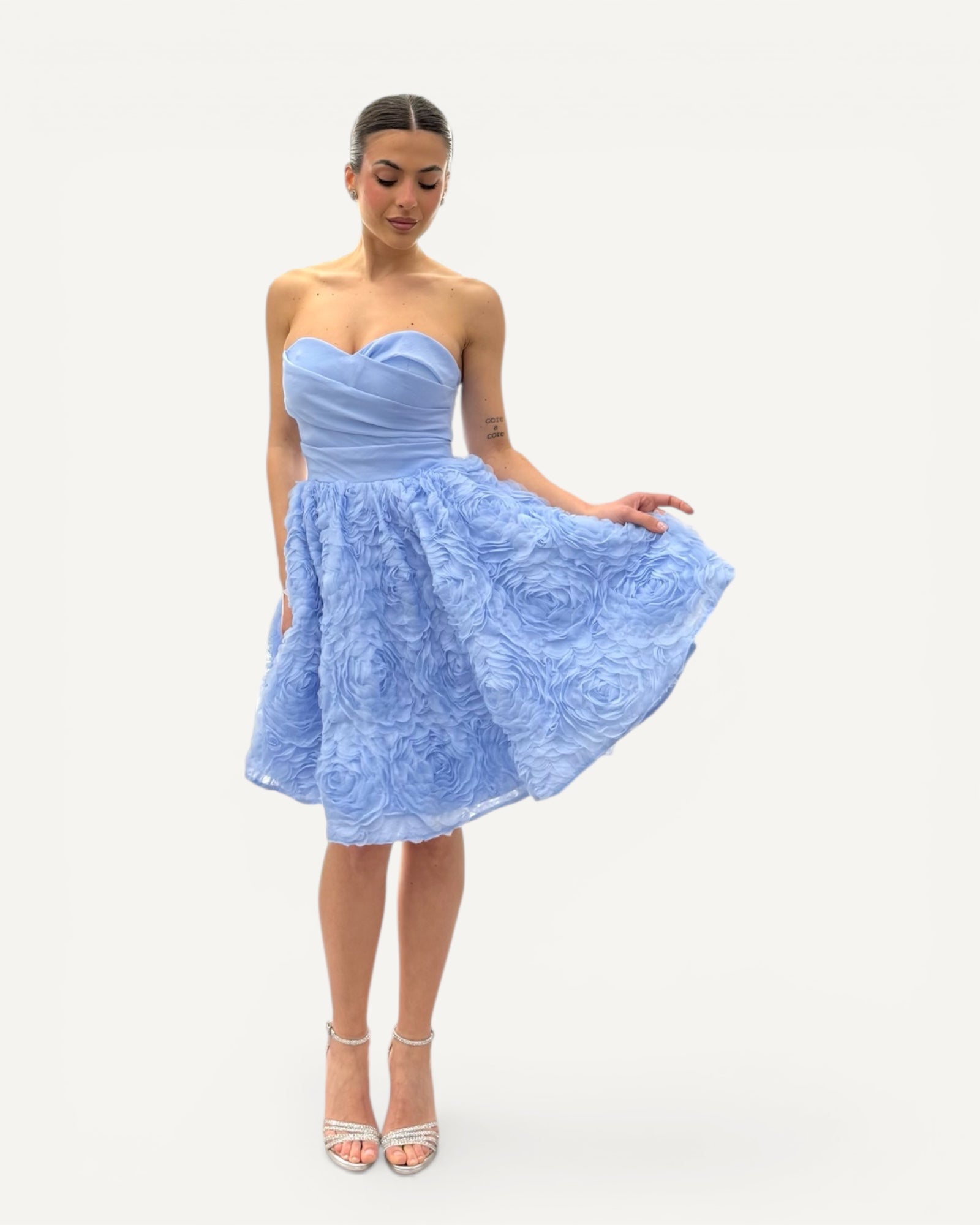 No Secrets - Abito Corto con Rose e Tulle