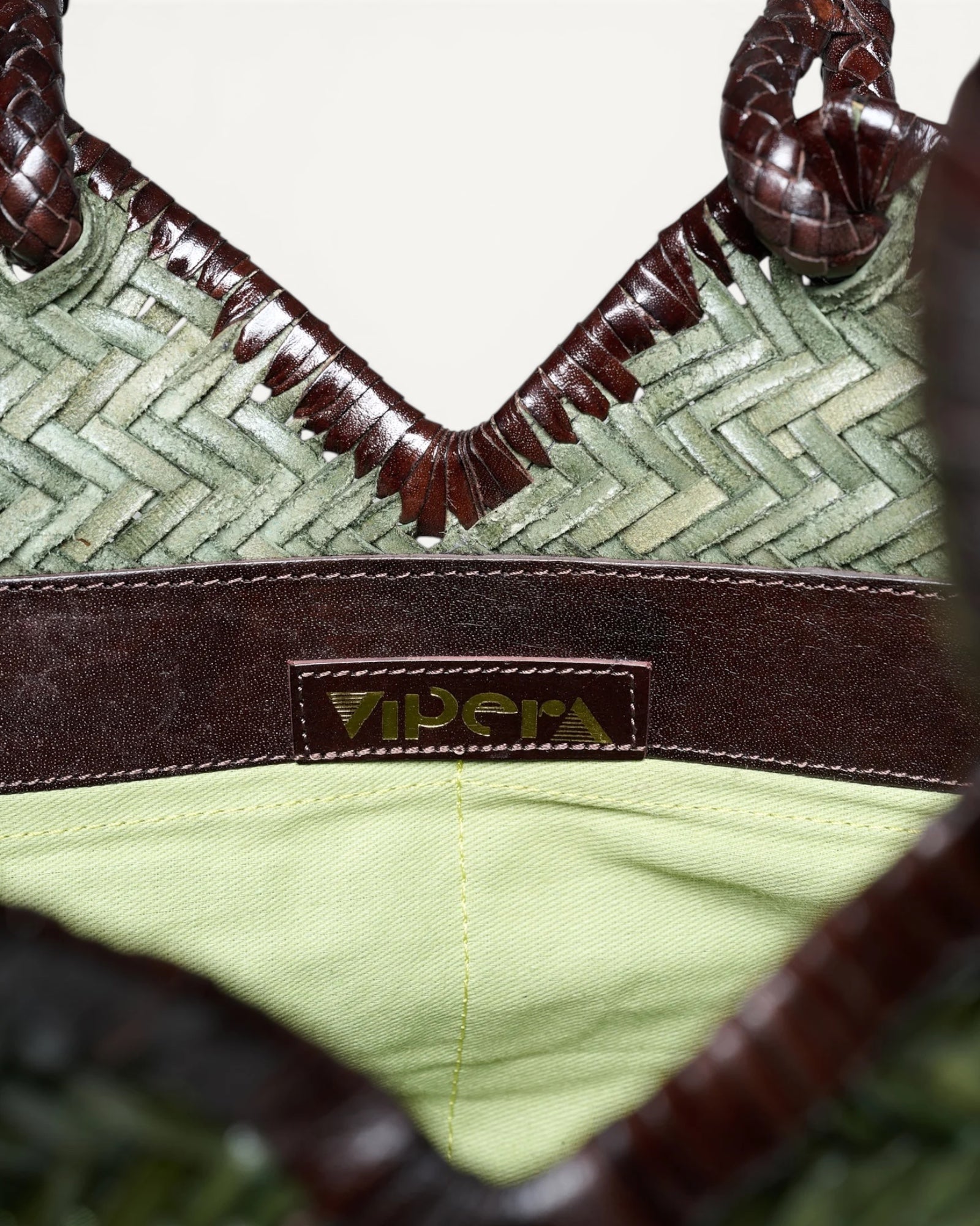 Vipera - Crudelia Bicolour Moss-Chocolate