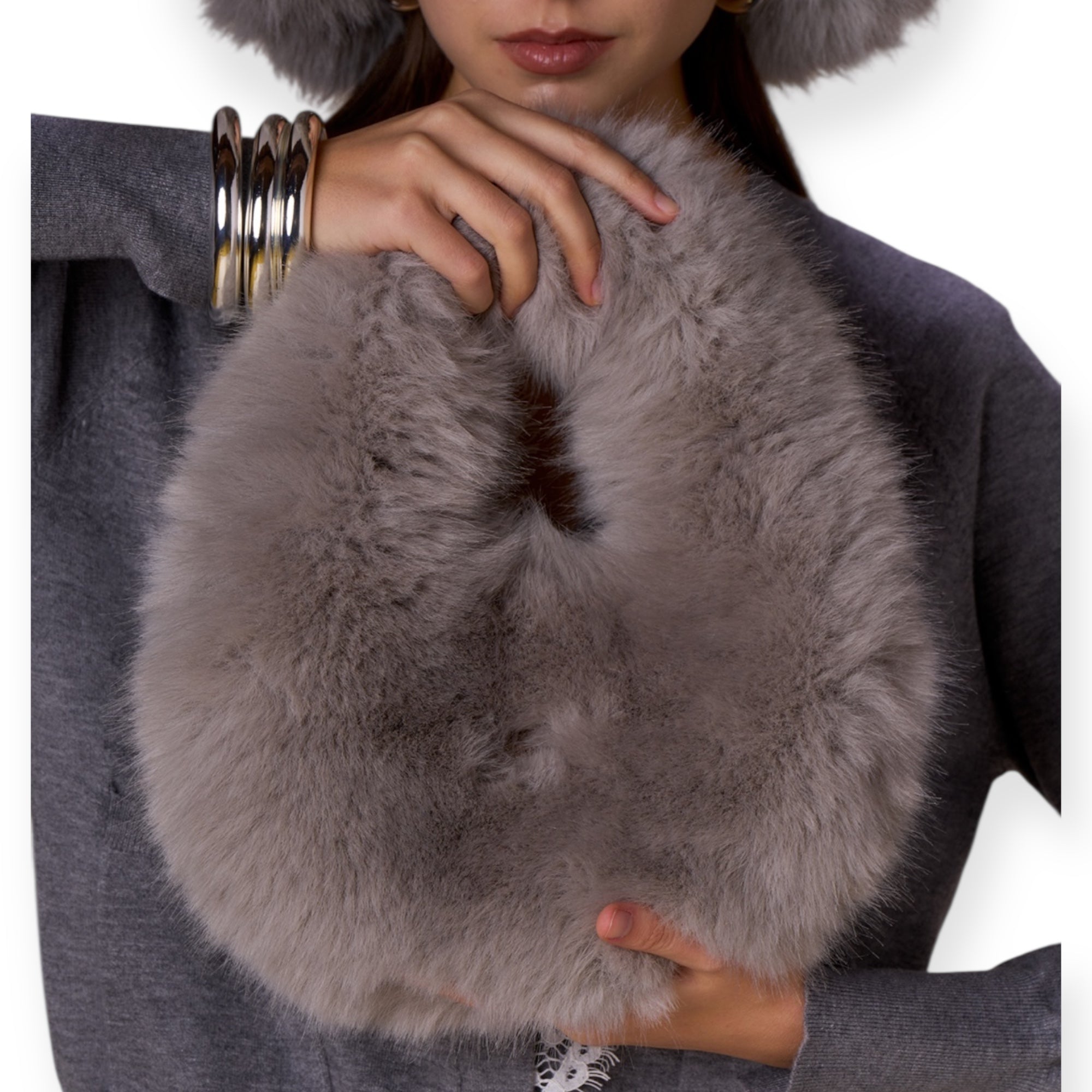 No Secrets - Faux Fur Bag Un Manico Grigia