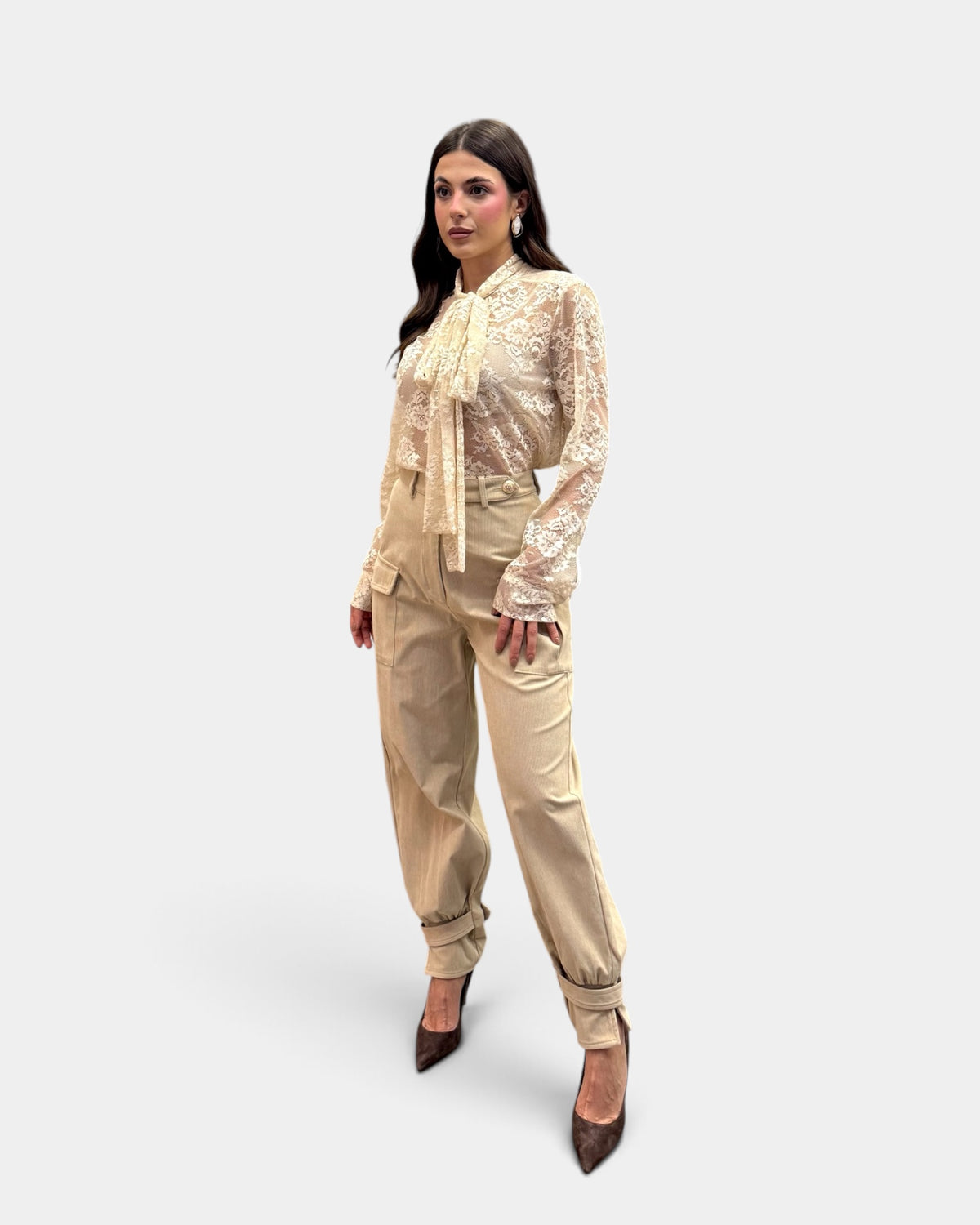 KikiSix - Camicia in Pizzo Beige con Fiocco