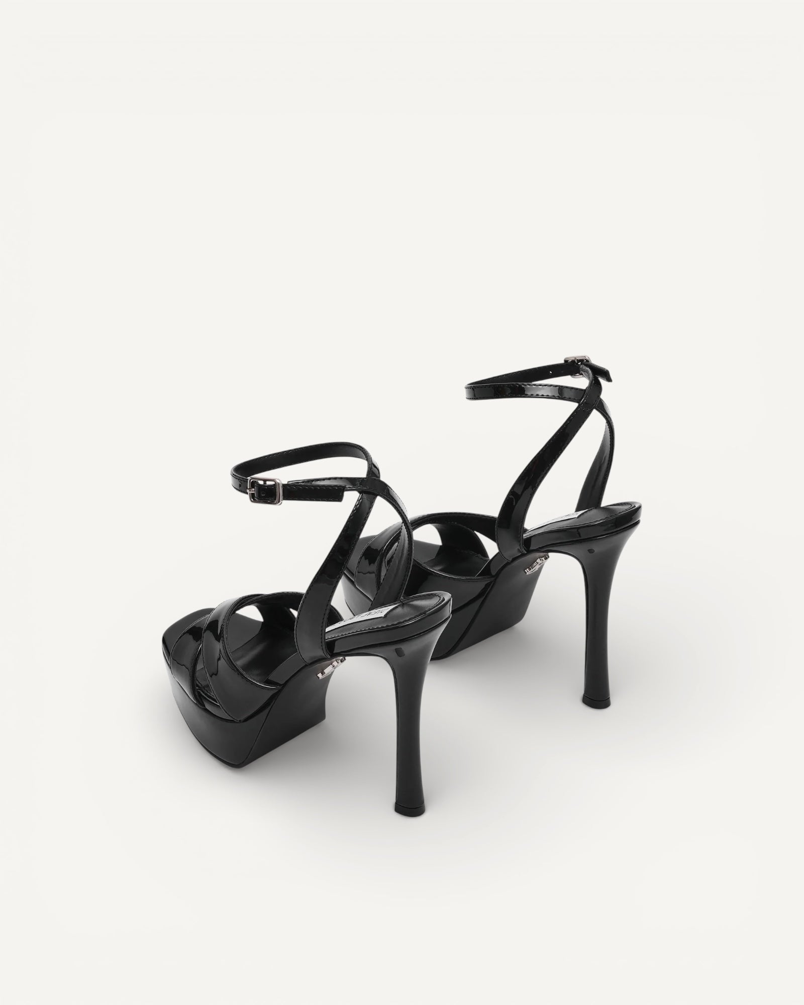 Steve Madden - Sandalo Raids Vernice Nero