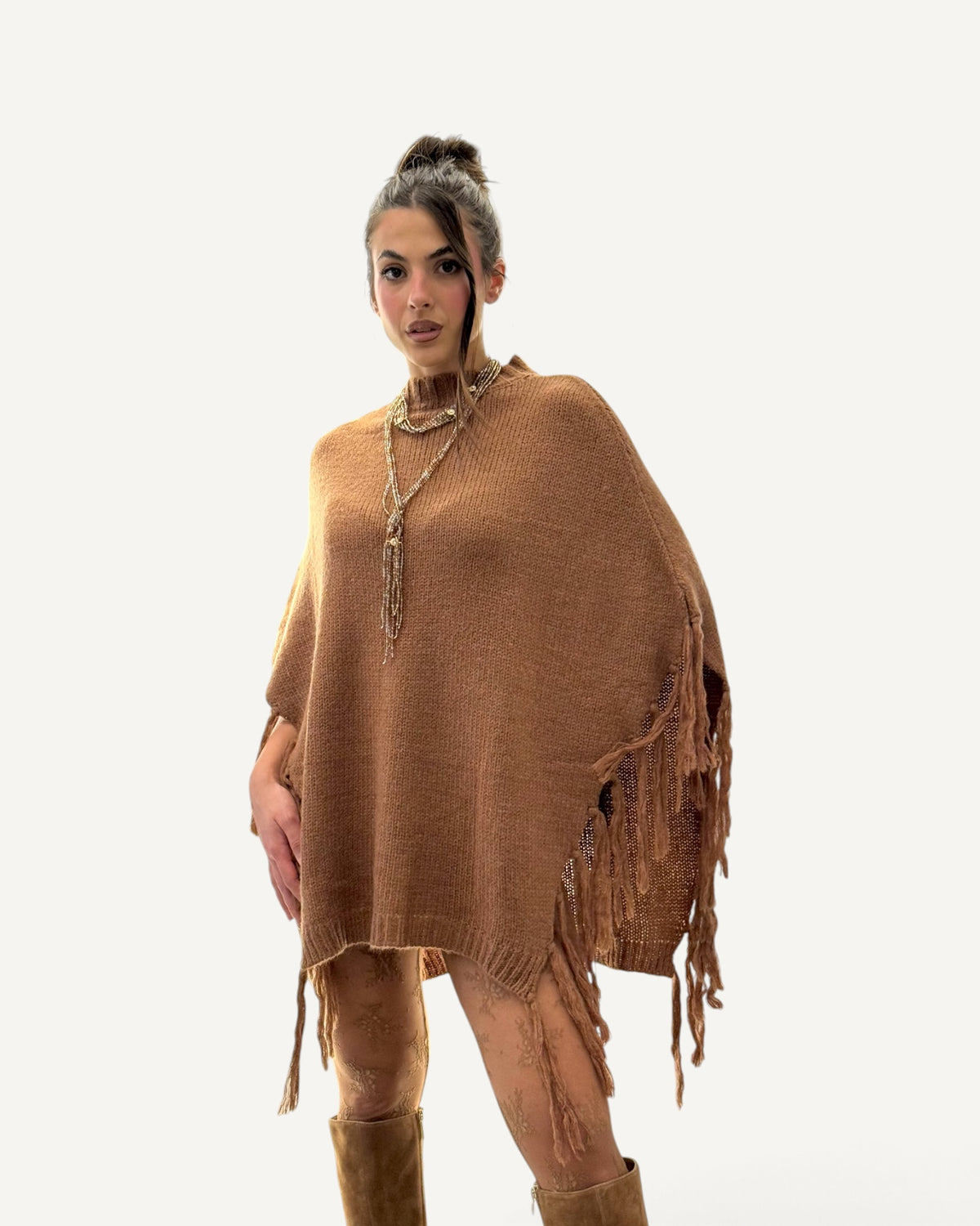 Koralline - Poncho con frange nocciola