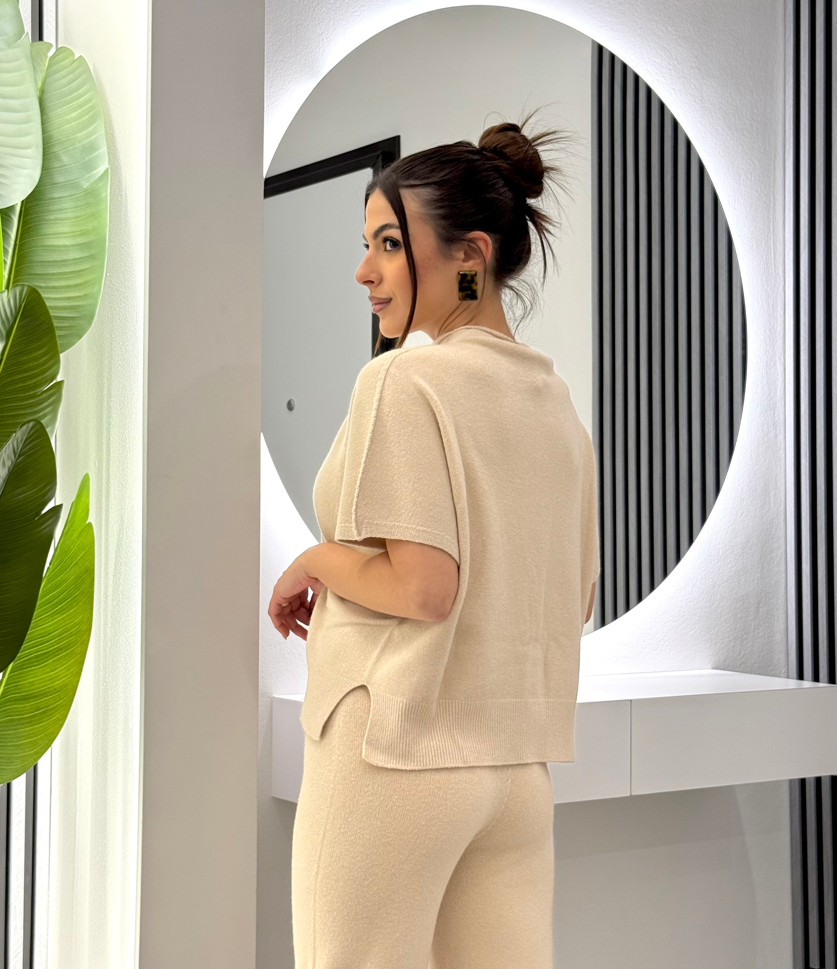 Kontatto - Smanicato Beige