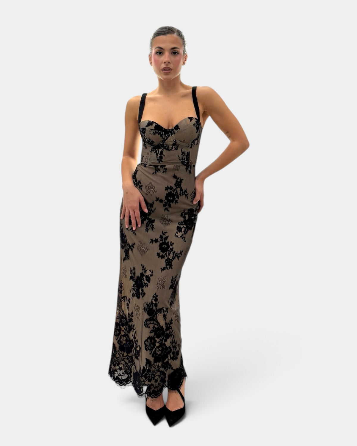 Silence Limited - Abito Lace lungo in pizzo nero e nude