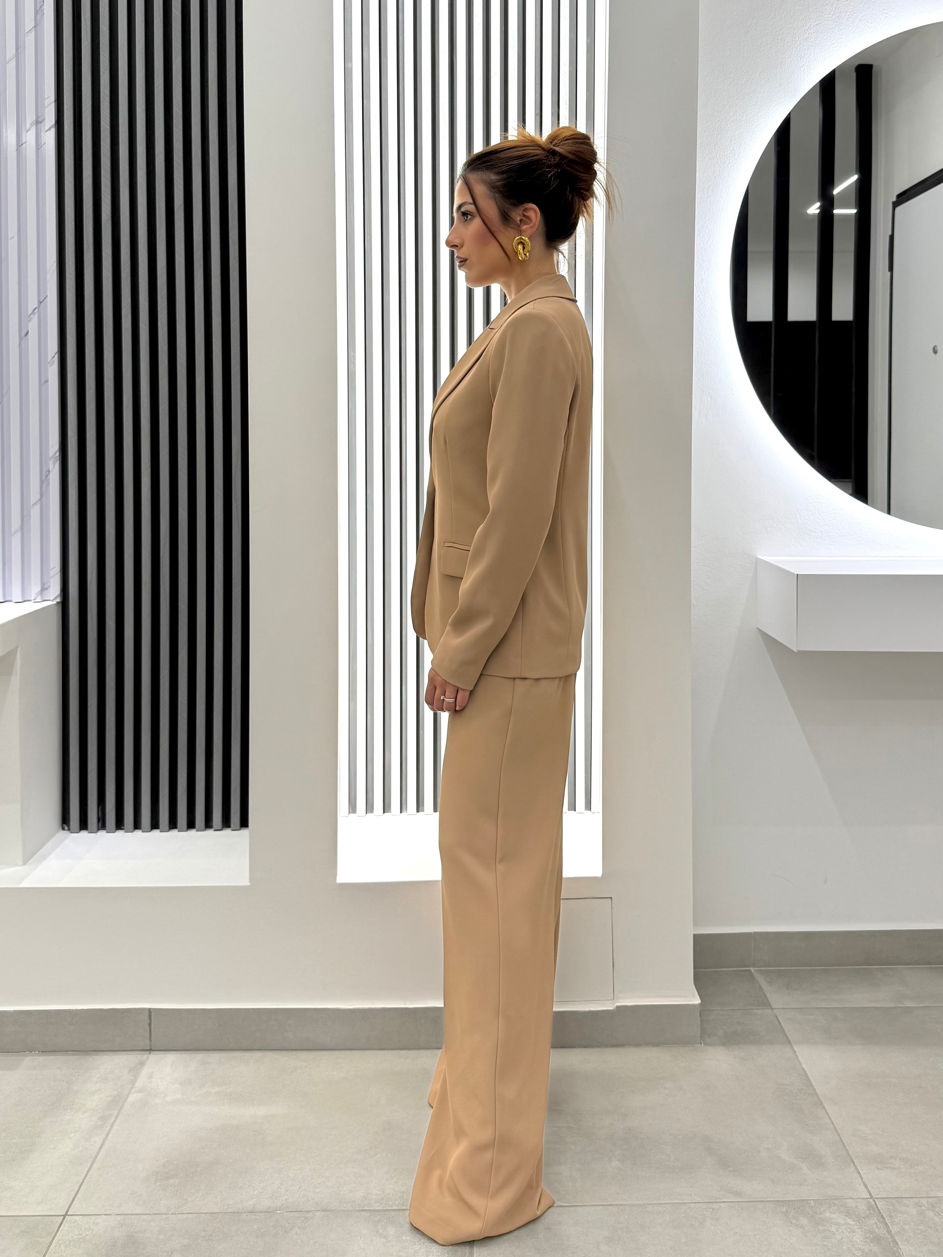 Kontatto - Tailleur