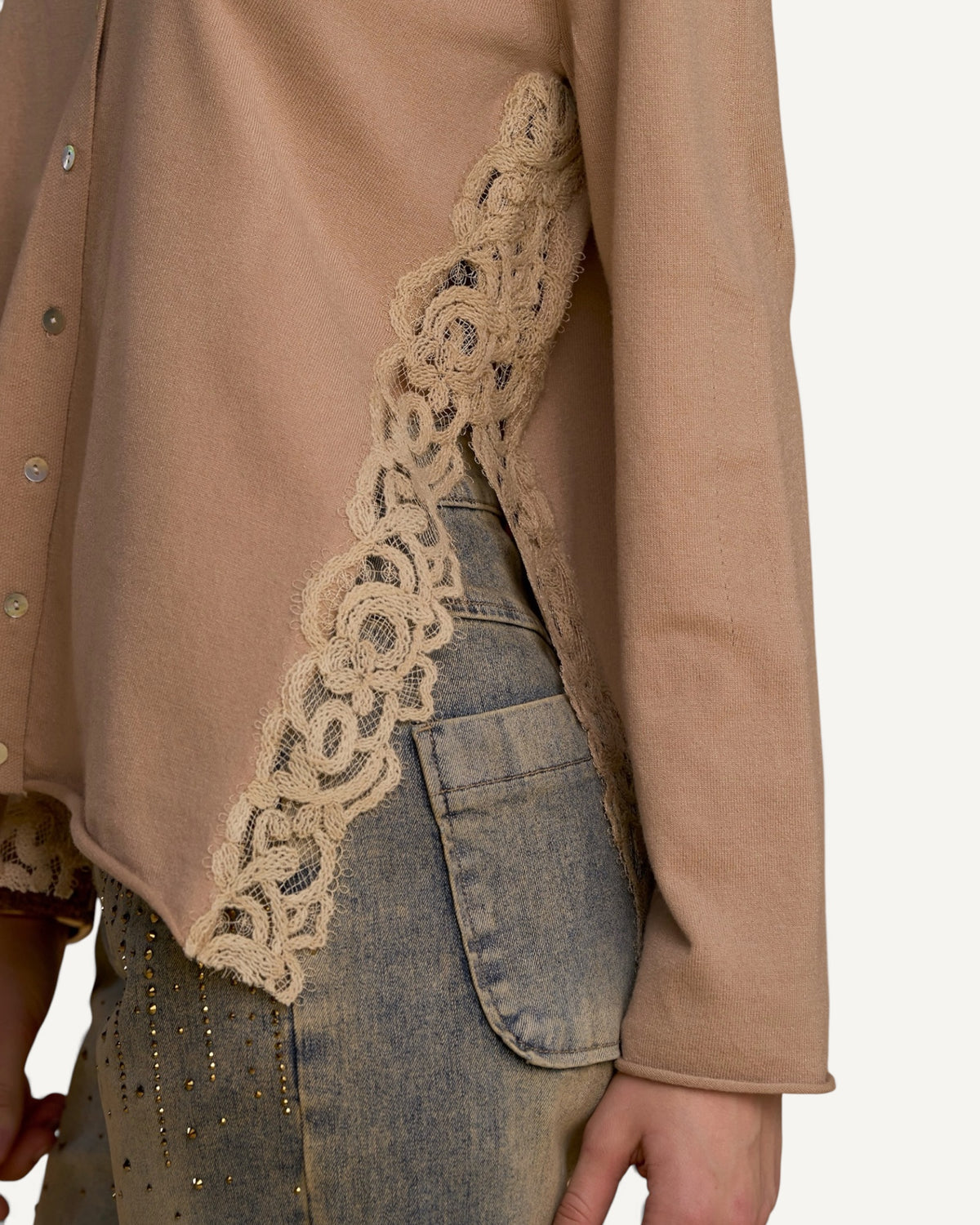 No Secrets - Cardigan Spacchi Laterali e Pizzo Nocciola