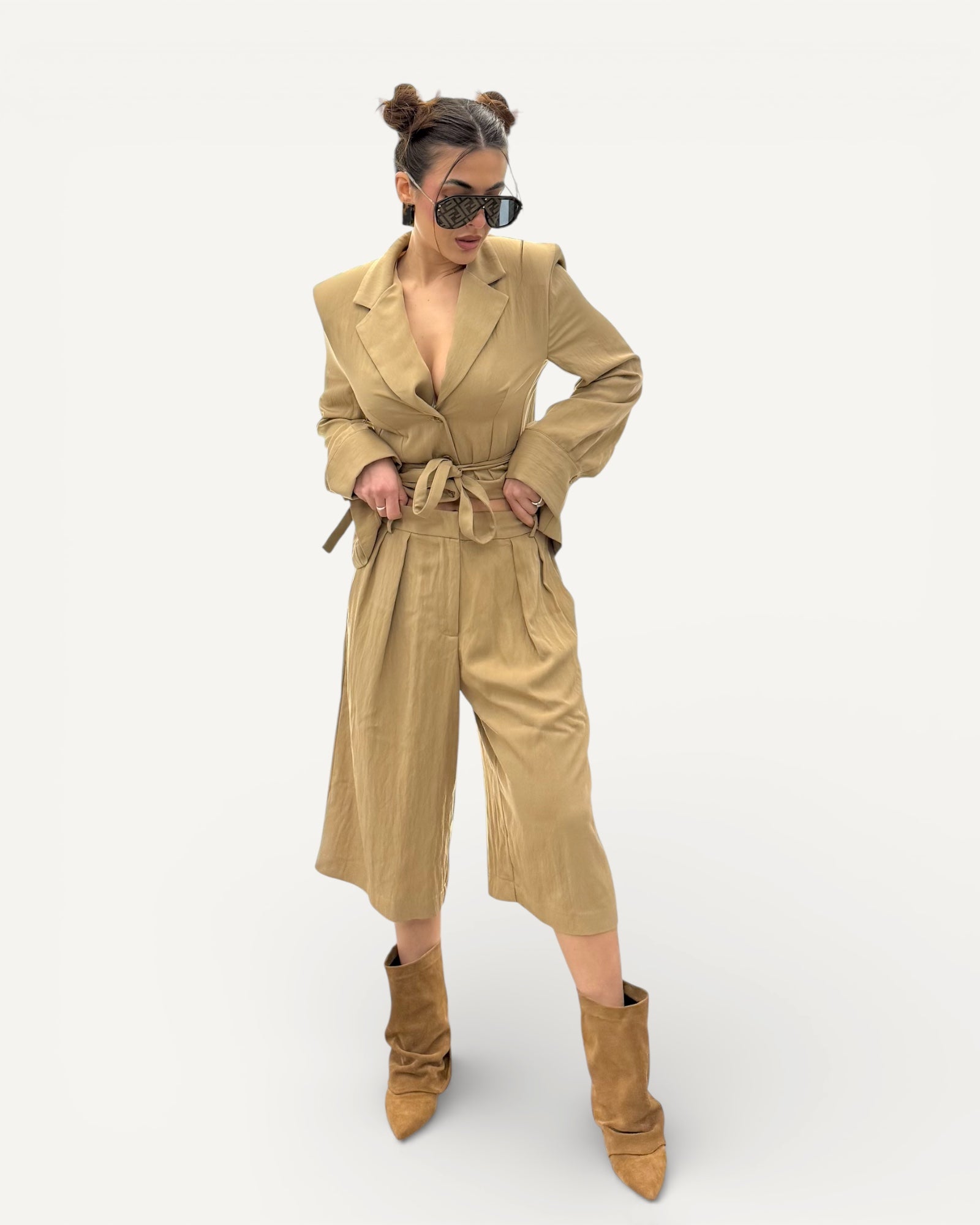 Kontatto - Bermuda Pences