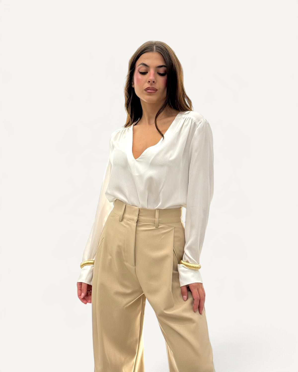 Koralline - Blusa Basic con Scollo a V Bianca