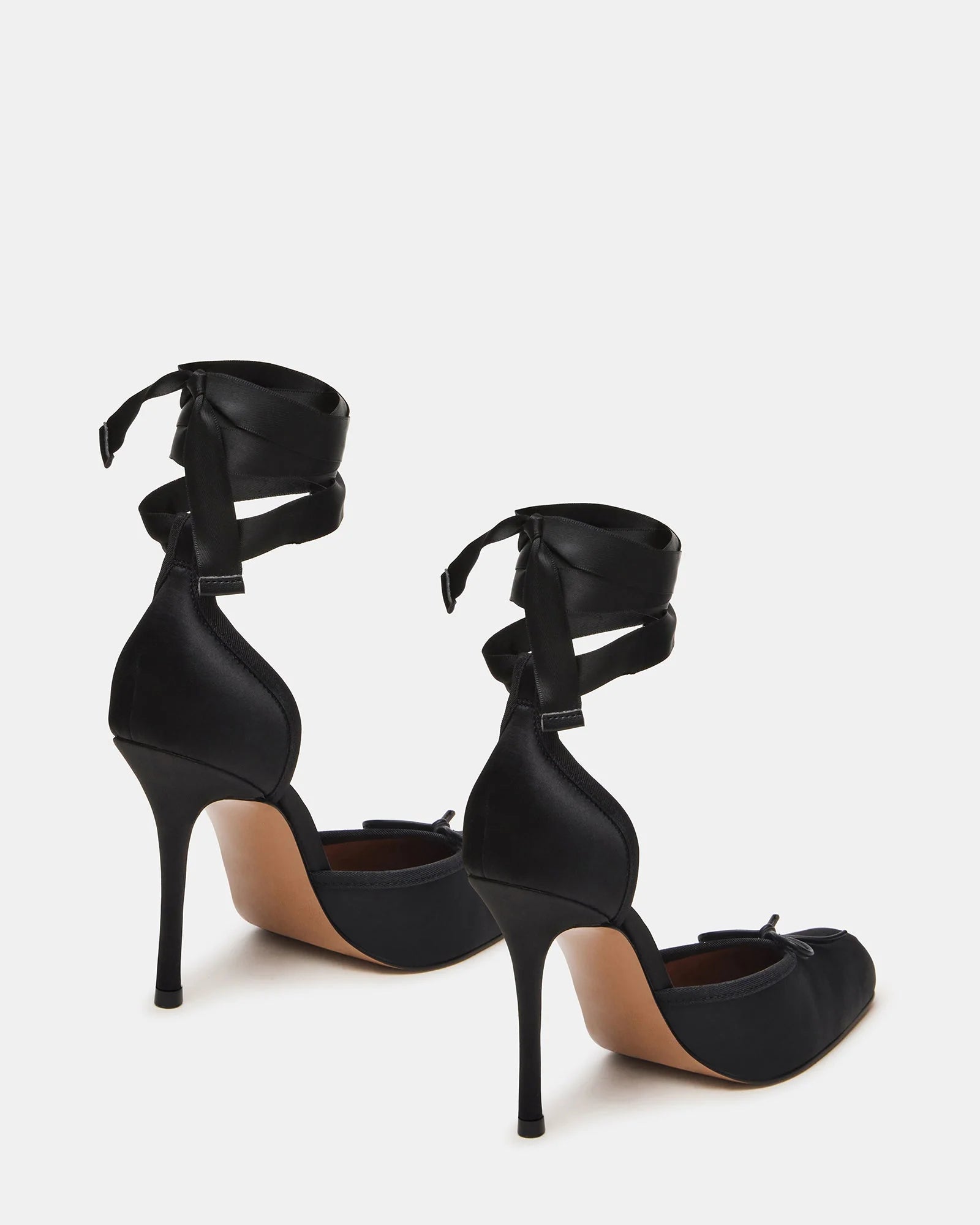 Steve Madden - Larina Ballerina con Tacco Nero Satin