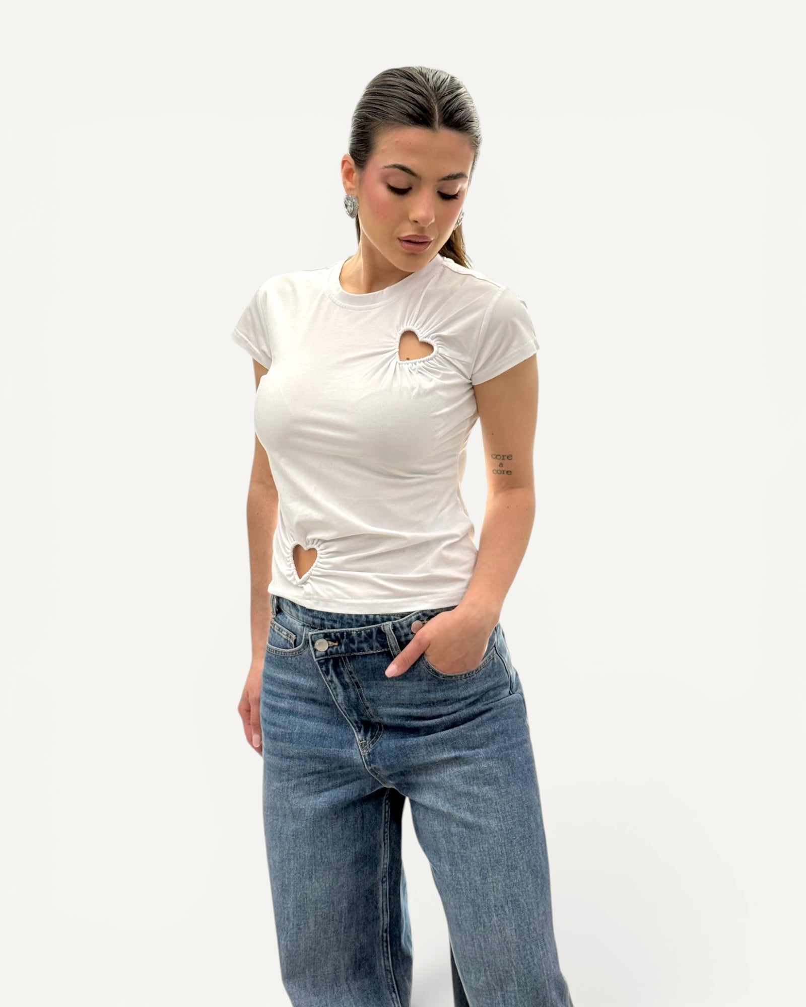 No Secrets - T-Shirt Bianca Cuori