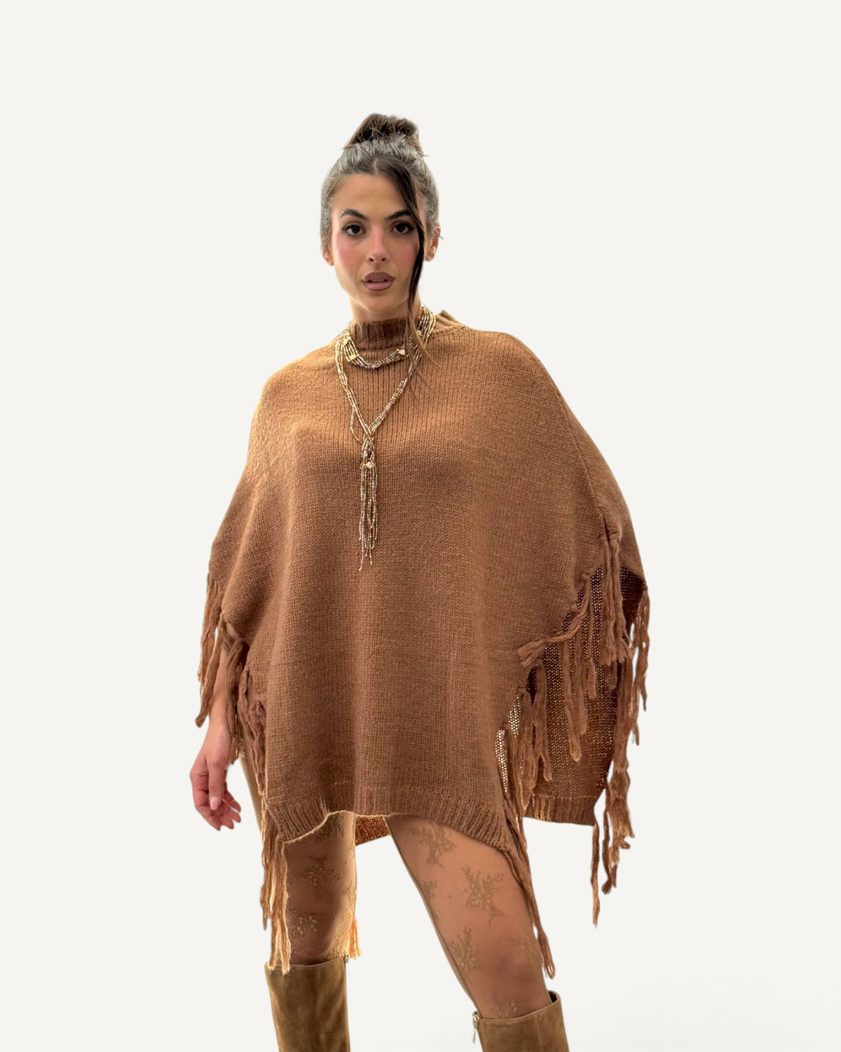 Koralline - Poncho con frange nocciola