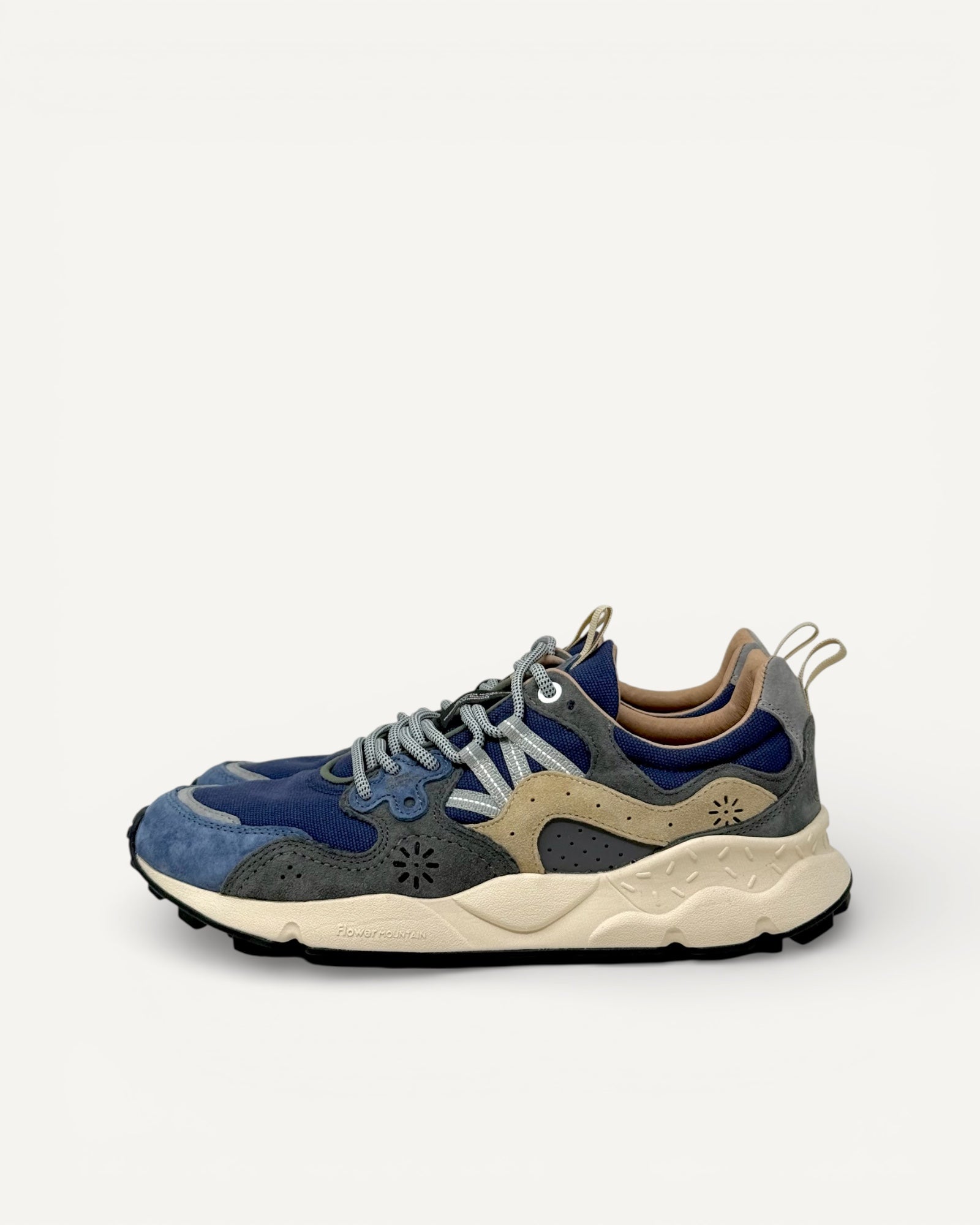 FlowerMountain - Yamano 3 Navy-Grey